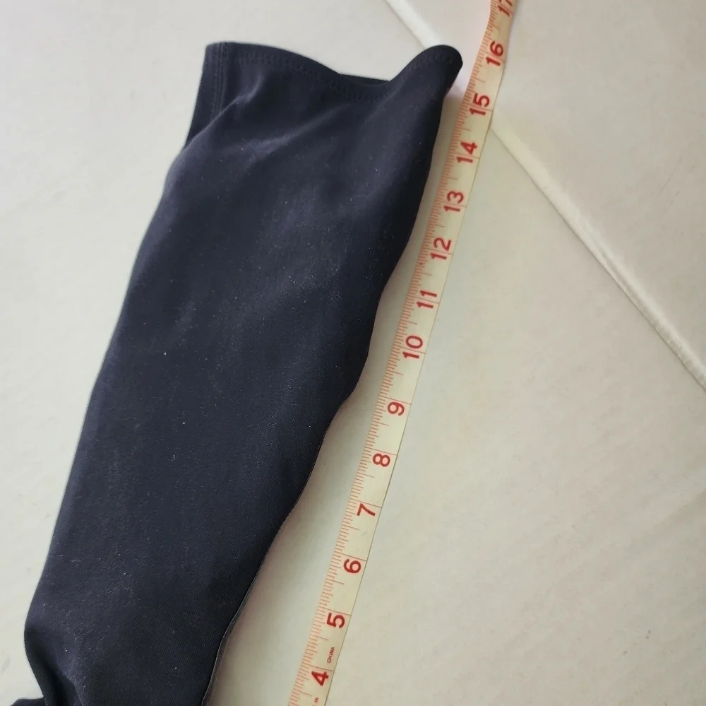 🌸‎ Gucci | Knee High Stretch Boots, size 6, Black